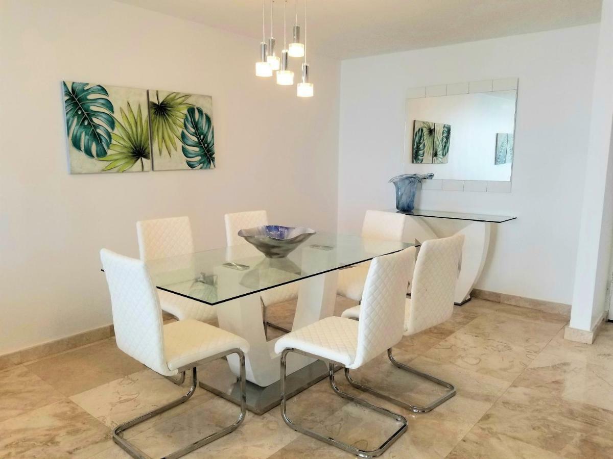 Esj Towers 2 Bd 2Bath Ocean View Apt Top Location Lux San Juan Exteriér fotografie